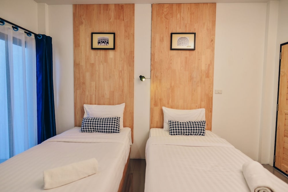The Cozy Hotel 18/50
