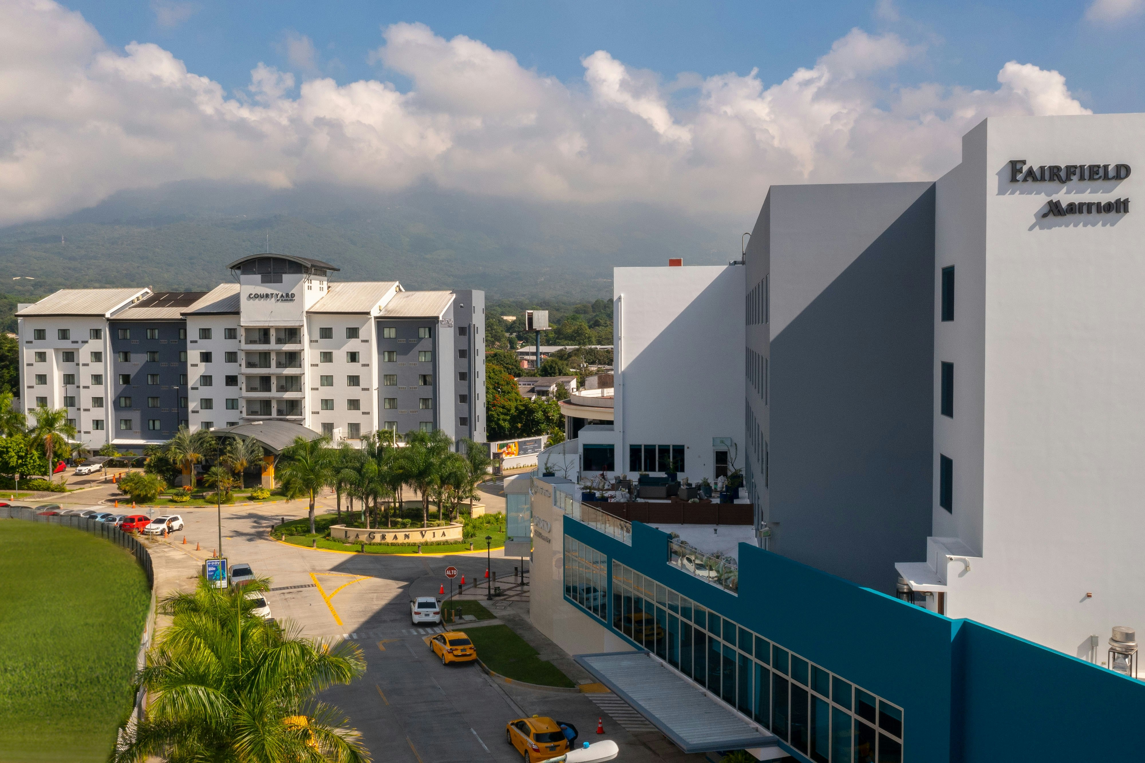 FAIRFIELD BY MARRIOTT SAN SALVADOR 2/32