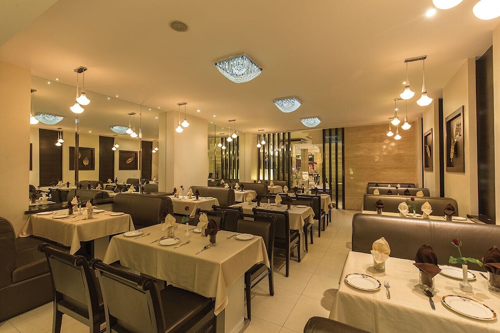 Regenta Inn Embassy 12/16