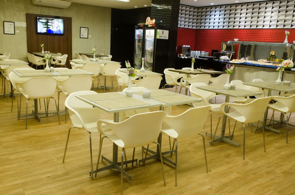 Impar Suites Expominas Hotel 37/49