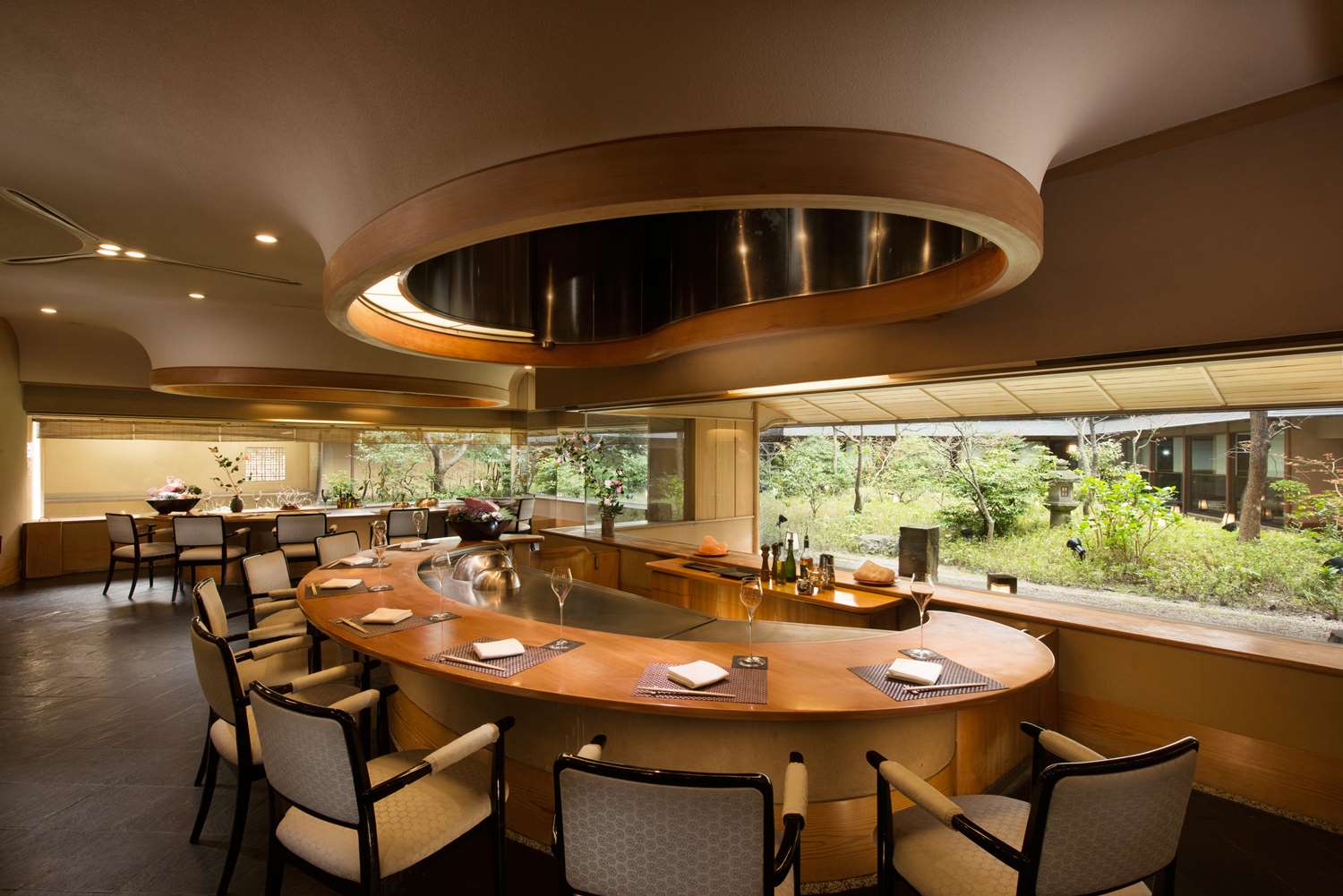 Restaurant-cafeteria