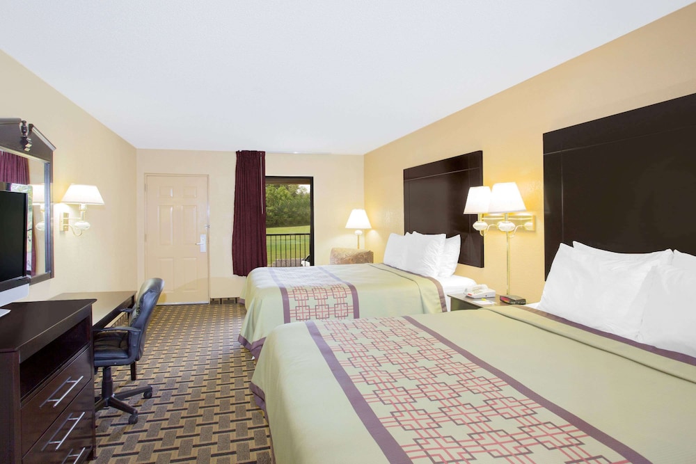 Days Inn By Wyndham Andalusia 5/20
