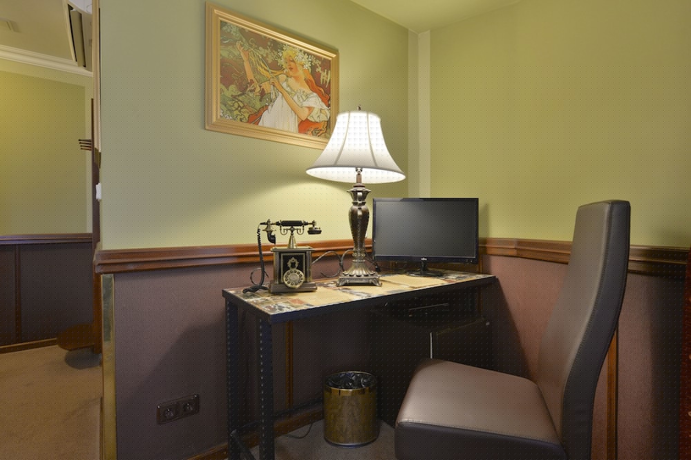 HASTAL HOTEL 40/42