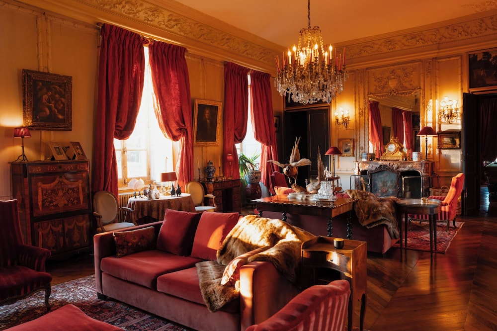 CHATEAU DE BRIOTTIERES 30/48