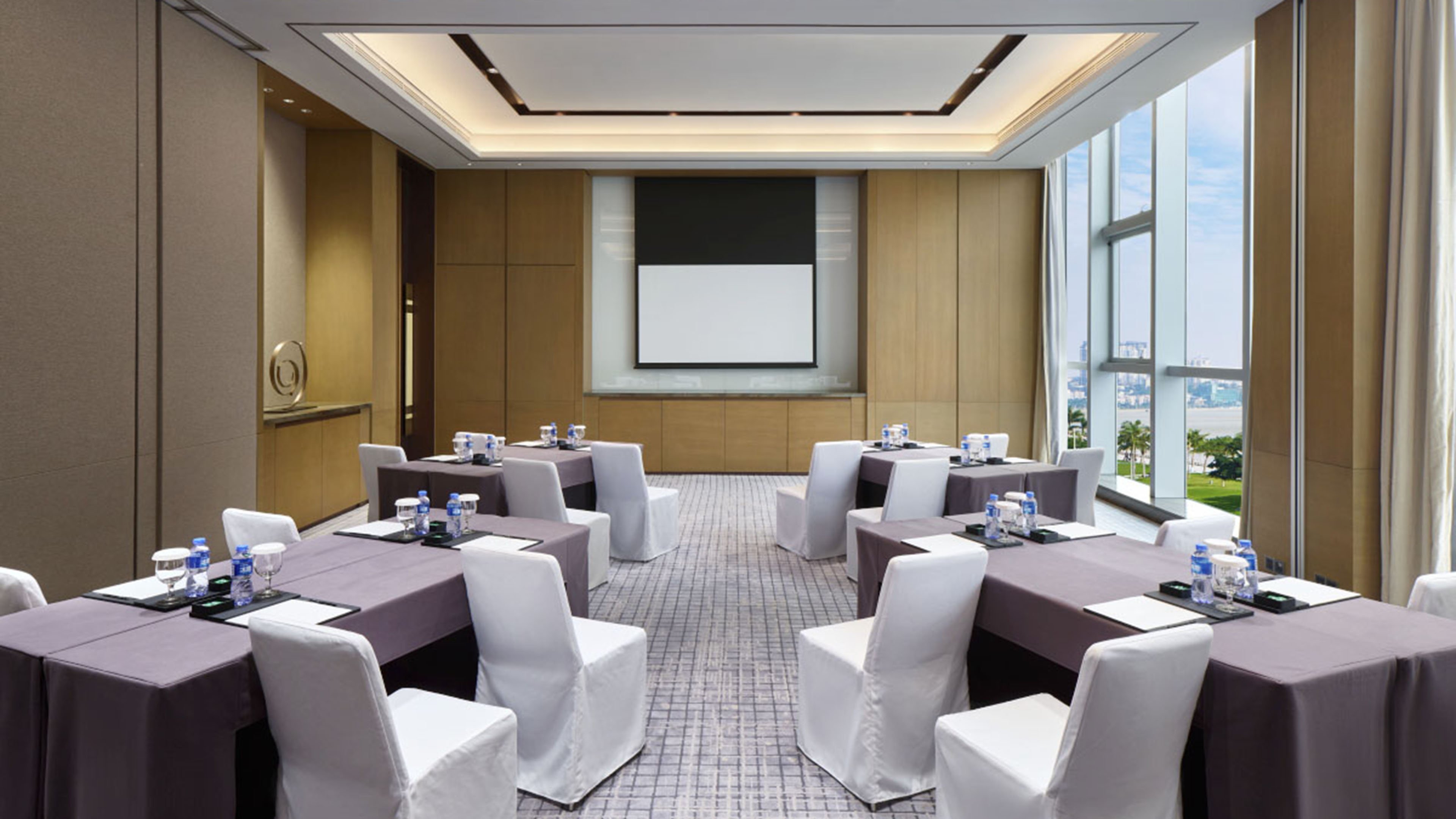 Intercontinental Hotels Zhuhai 40/50