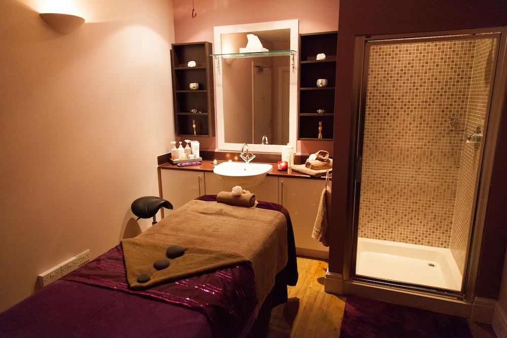 Mercure Sheffield Kenwood Hall & Spa 21/50