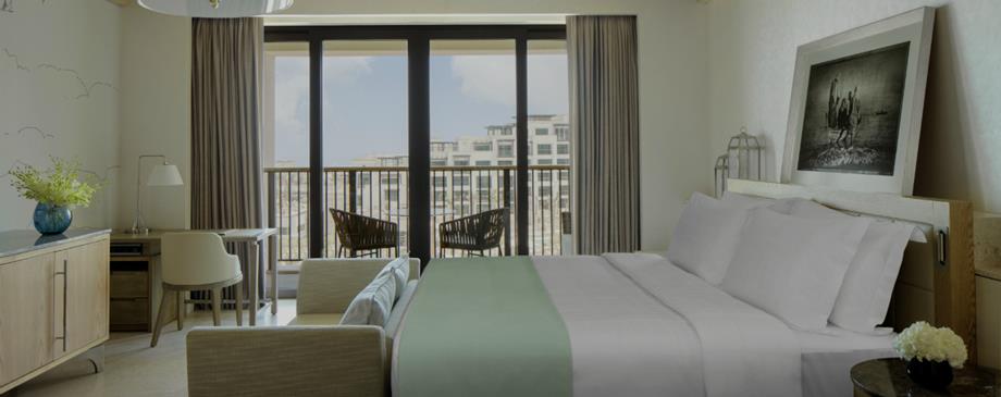Deluxe, Double or Twin Bed