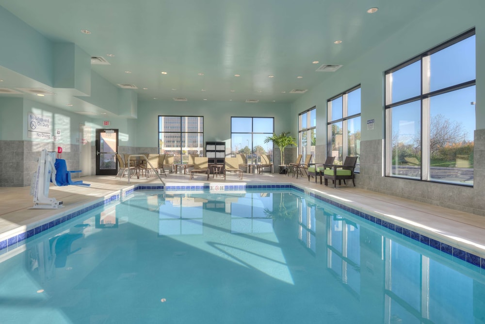 Hampton Inn Suites By Hilton Chicago Schaumburg Il 1/50