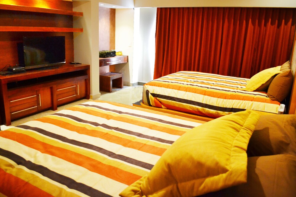 Hotel Palmas De Cortez 21/50