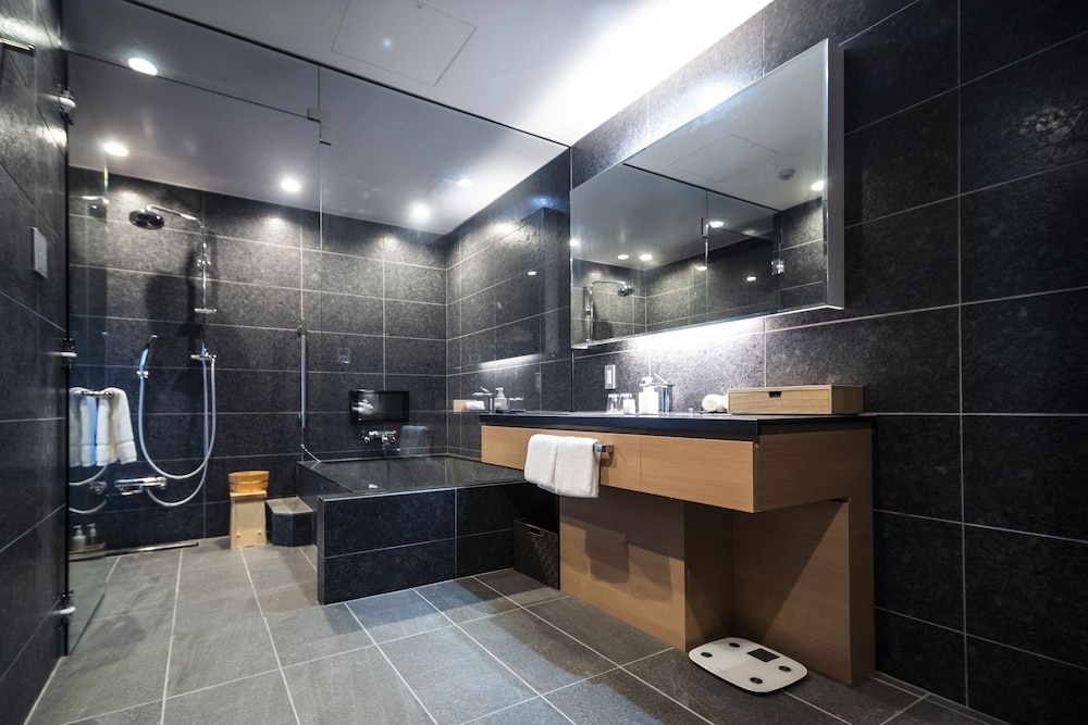 Kyoto Shijo Takakura Hotel Grandereverie 4/50