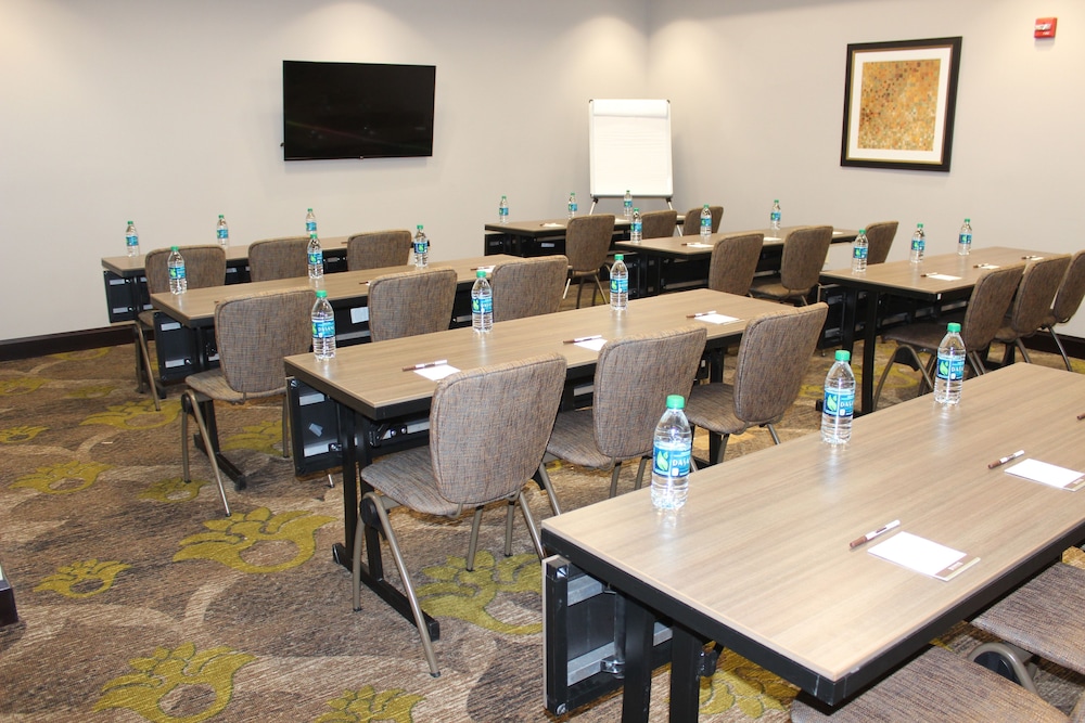 STAYBRIDGE SUITES MIAMISBURG 67/78