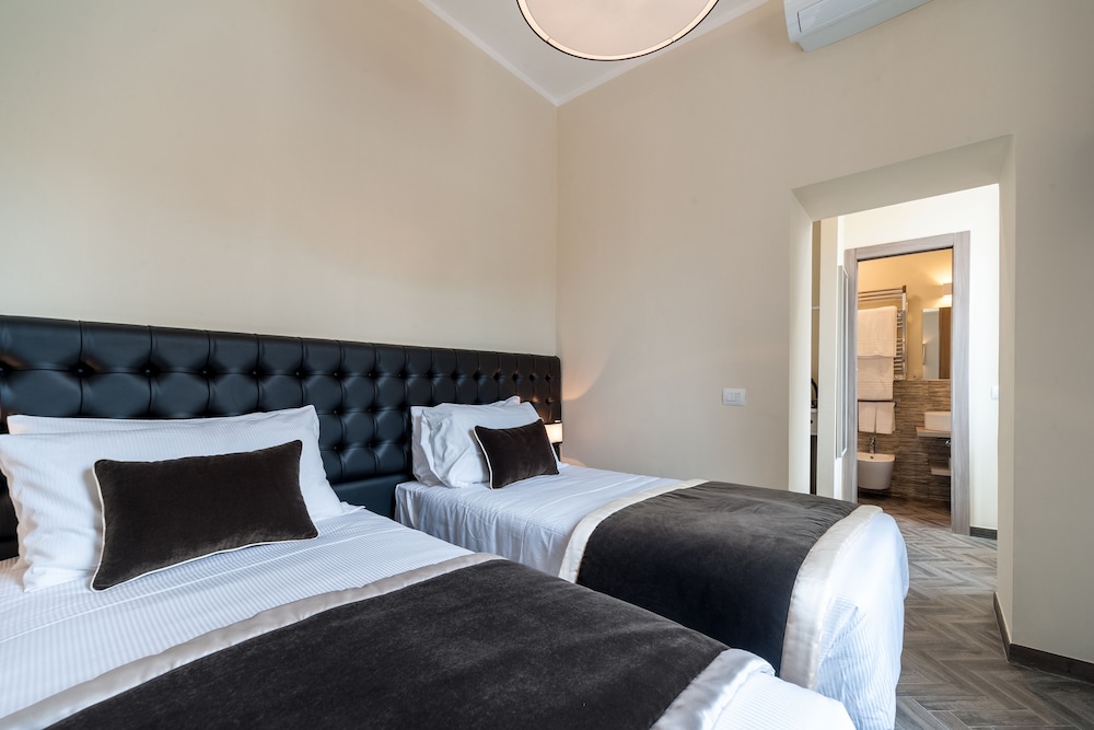 Foro Romano Luxury Suites 18/51