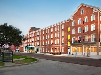 Natchez Grand Hotel and Suites On The River in NATCHEZ - MS