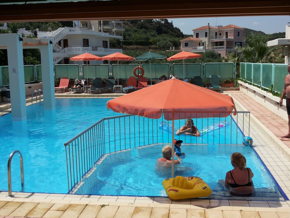 Mythos Platanias Apartments 52/61
