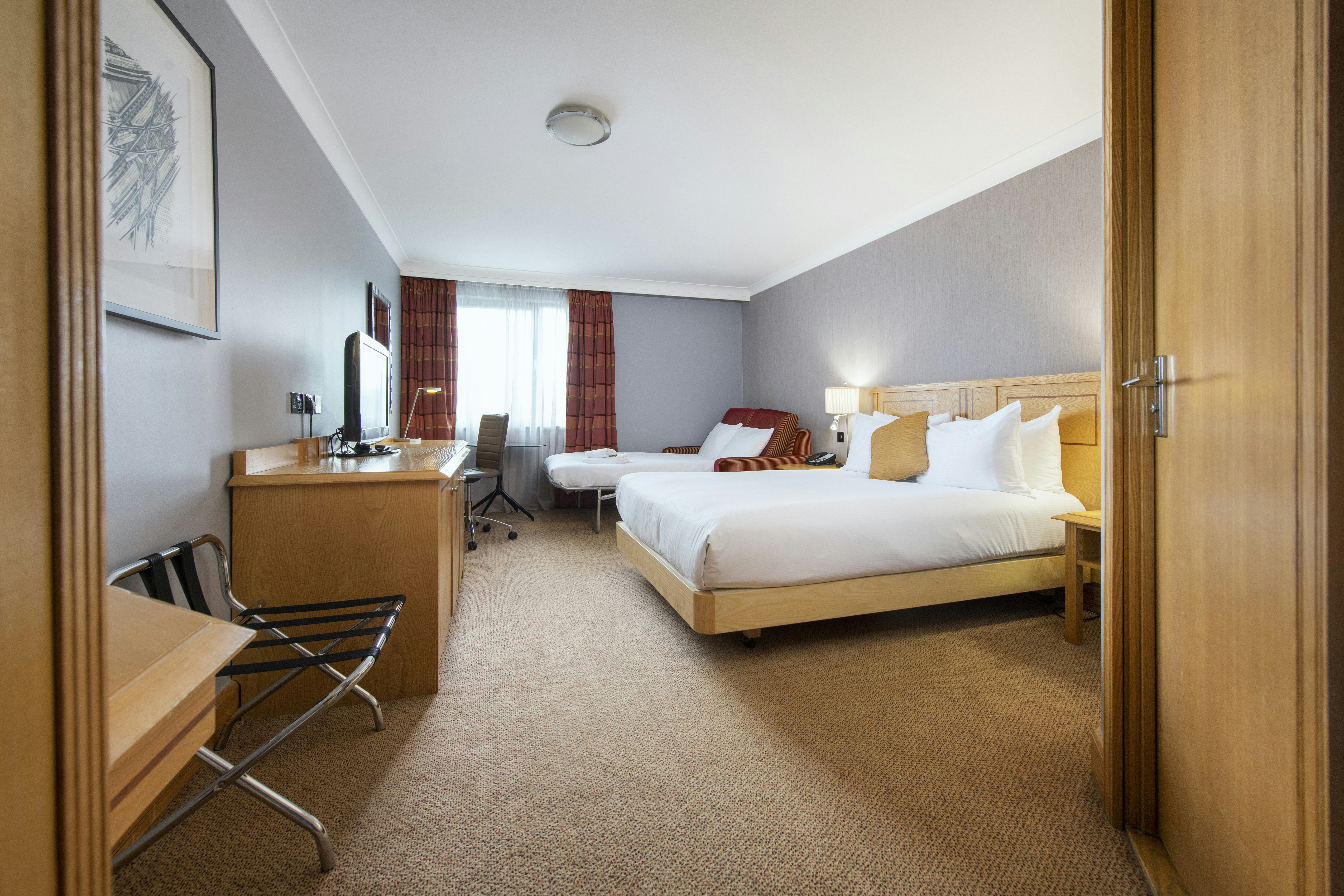 GUEST ROOM, FAMILY, QUEEN BED