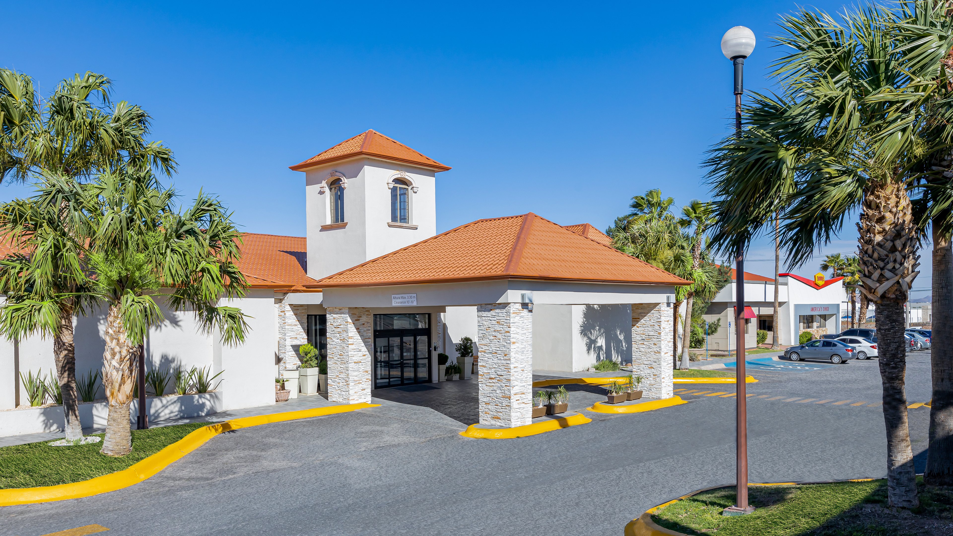 Holiday Inn Express Chihuahua 25/32