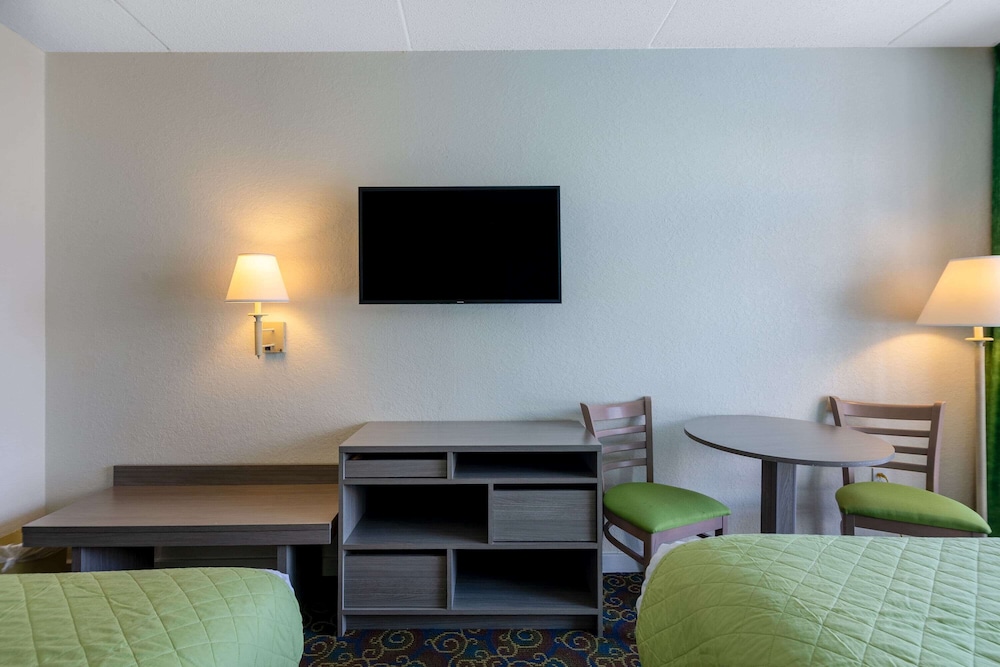 Travelodge by Wyndham Outer Banks/Kill Devil Hills 34/50