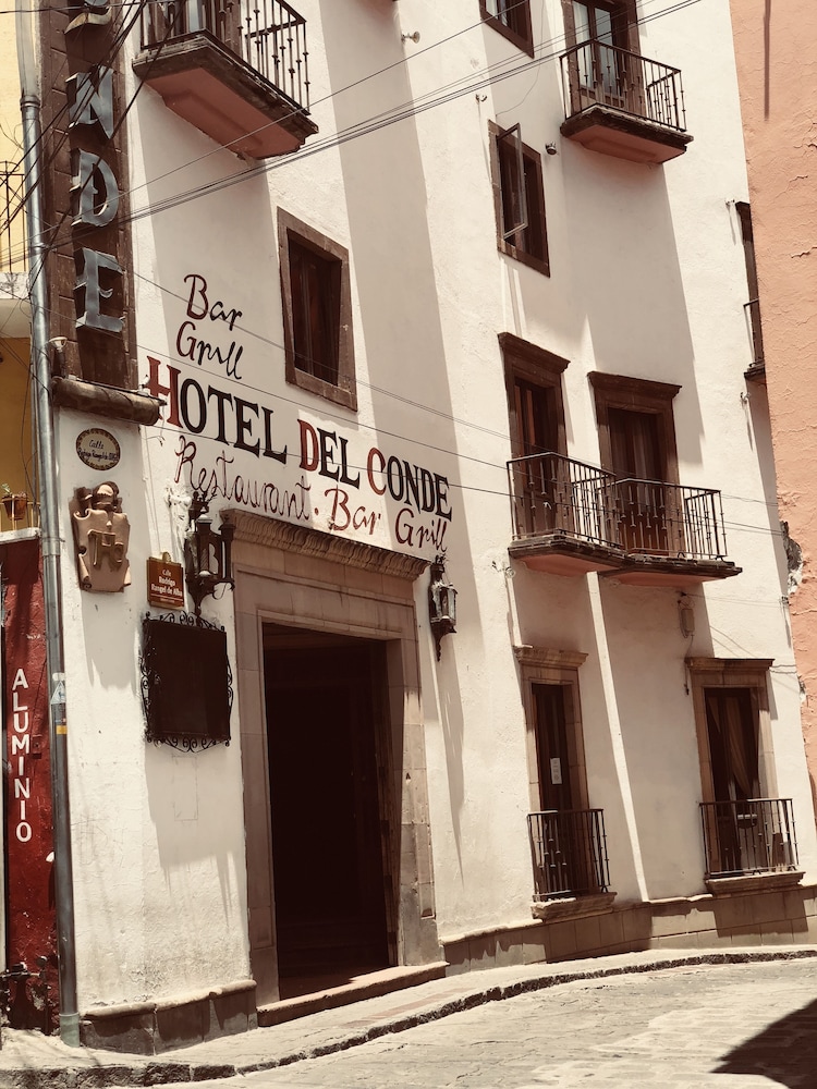 Hotel Del Conde 4/38