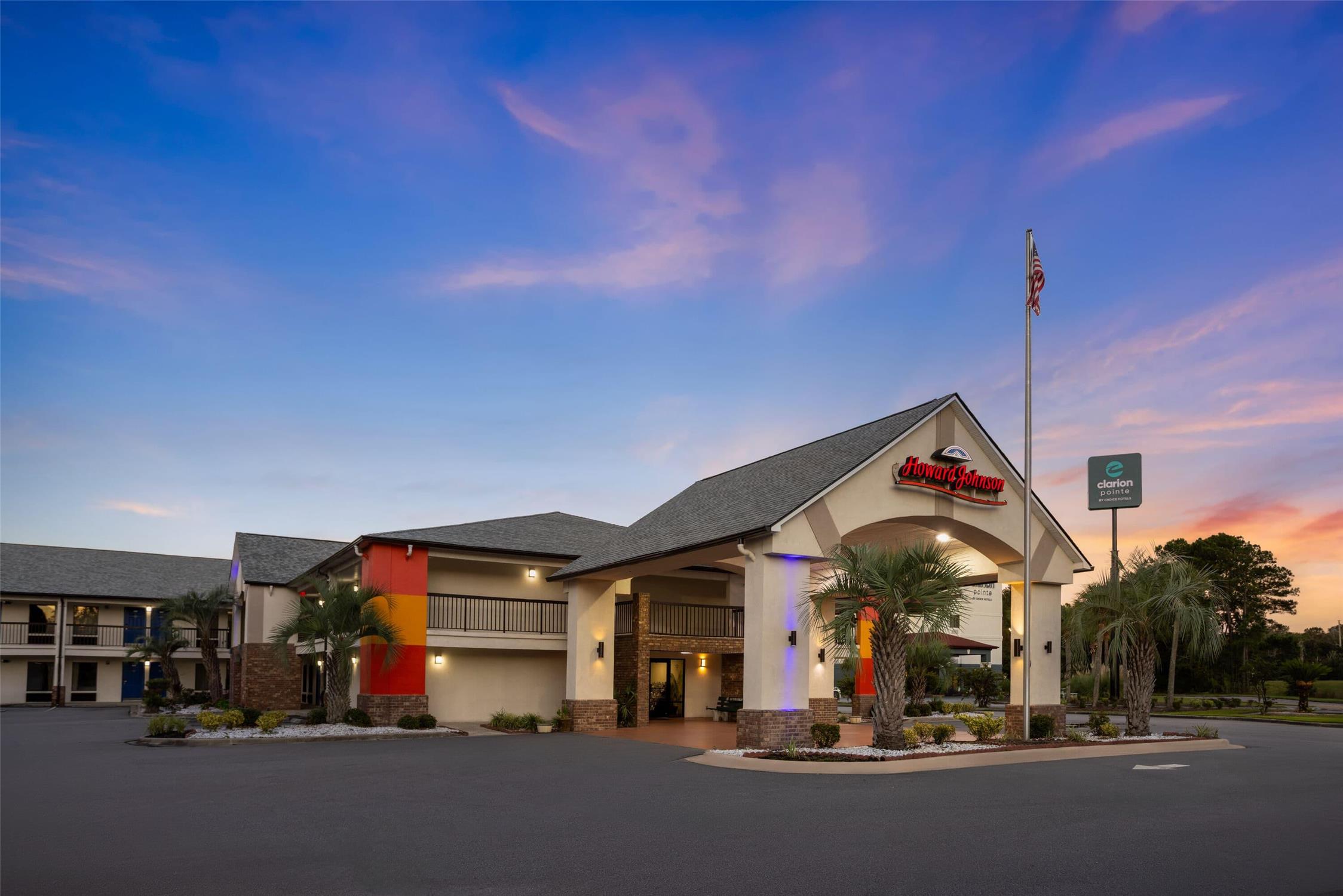 Howard Johnson by Wyndham Savannah GA 4/27