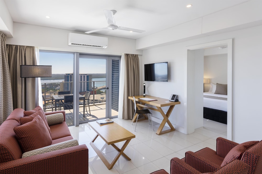 Oaks Darwin Elan Hotel 30/50