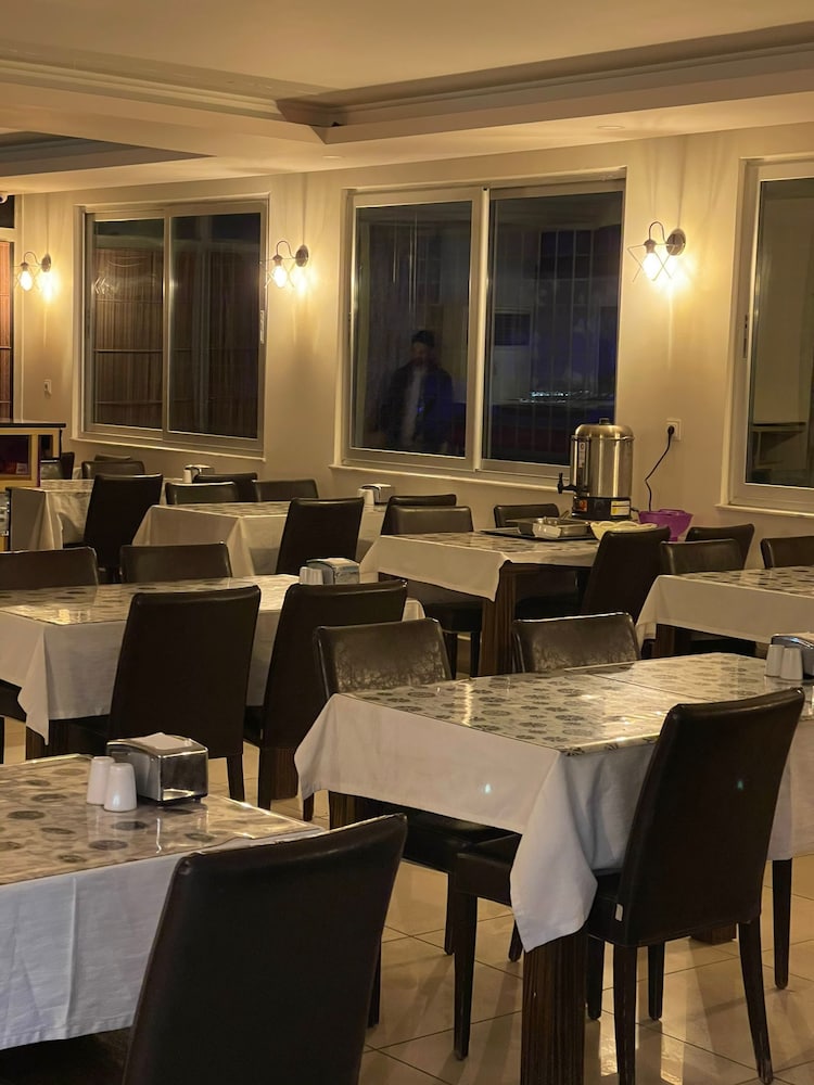 Denizhan Otel 40/50