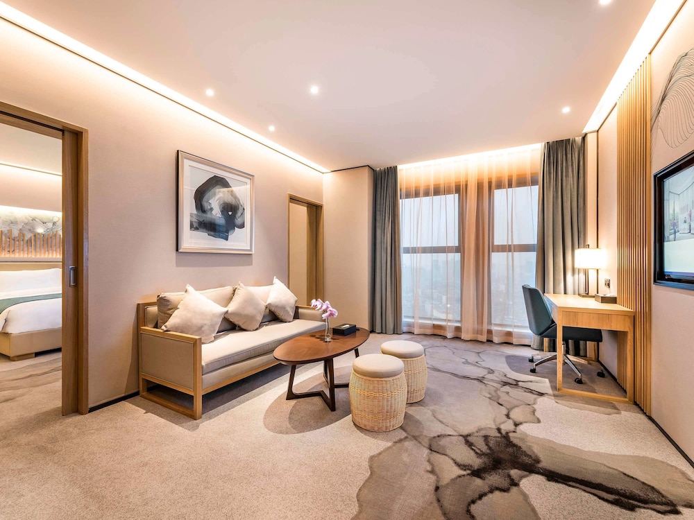 Mercure Chengdu Huapaifang (Opening December 2018) 45/69
