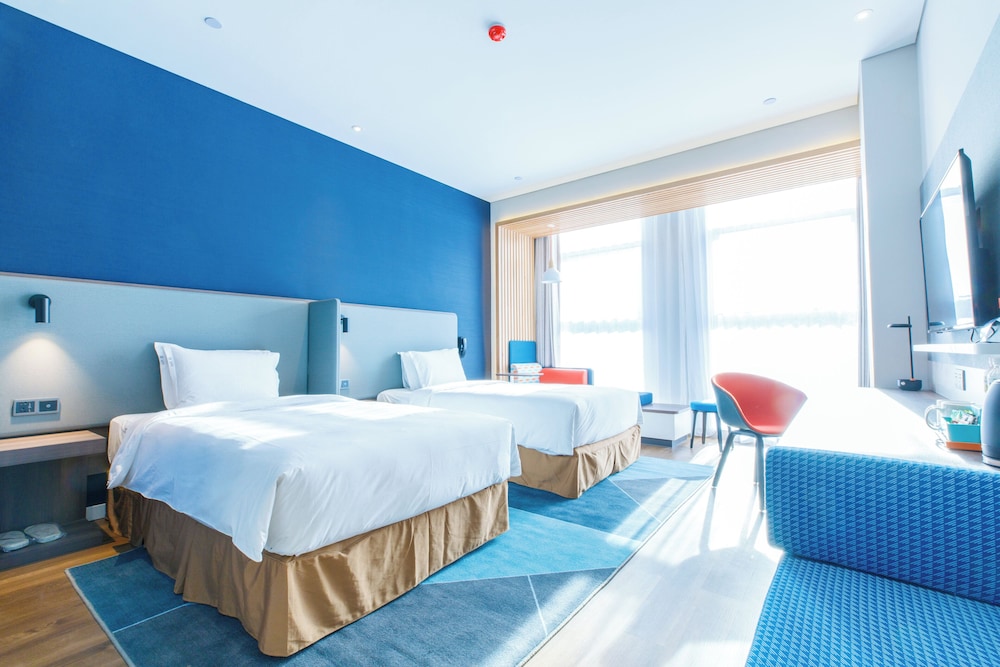 Standard, Twin Beds, Extra Floor Space