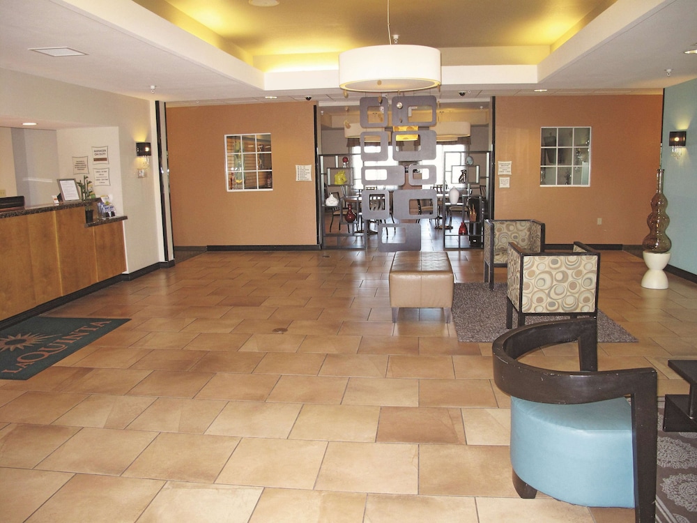 La Quinta Inn And Suites By Wyndham Tucumcari 53/68