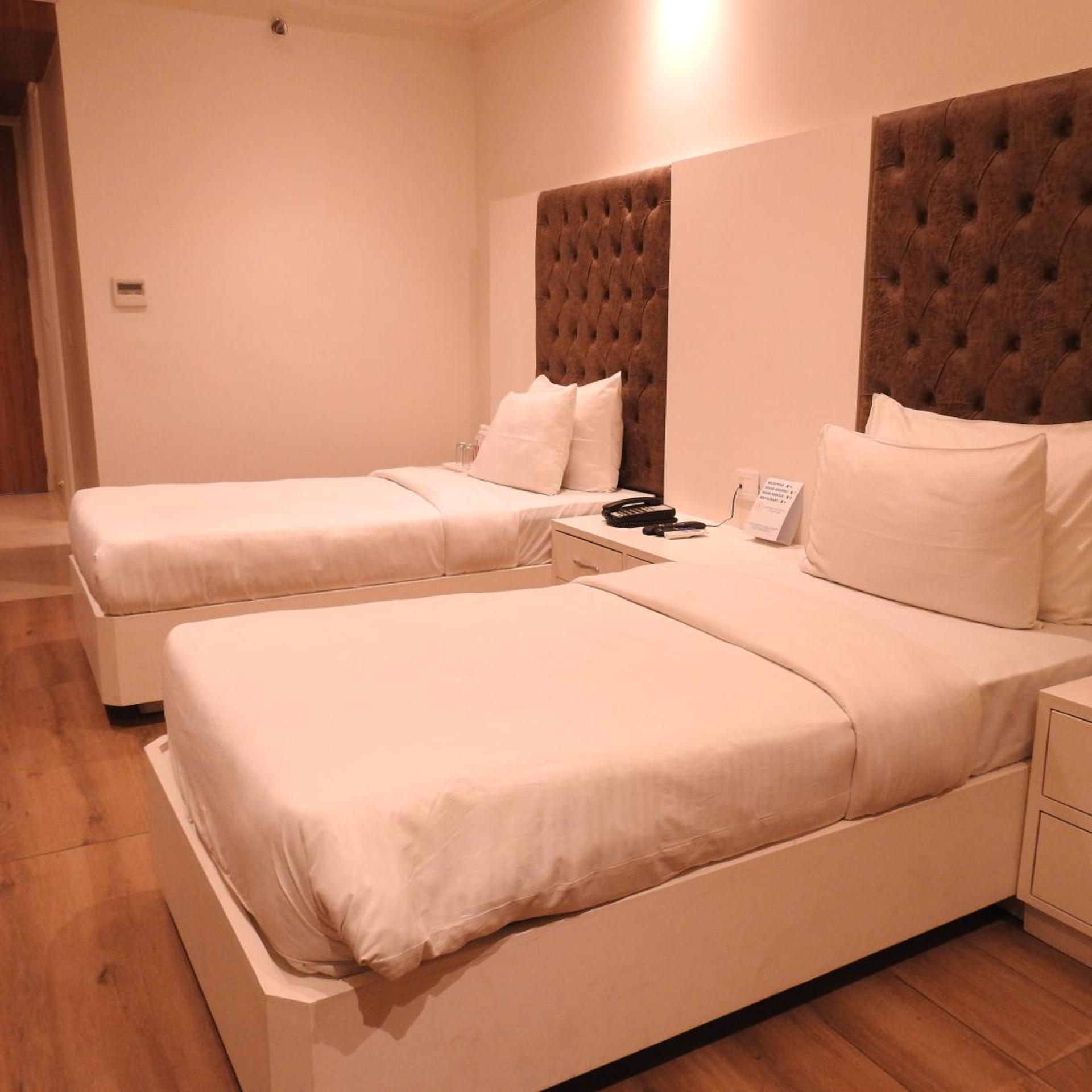 Sapphire Sky Hotel 15/50