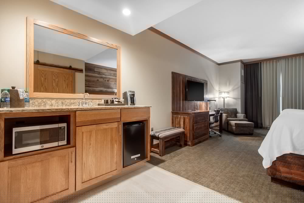 Norfolk Lodge Suites Ascend Hotel Collection 3/32