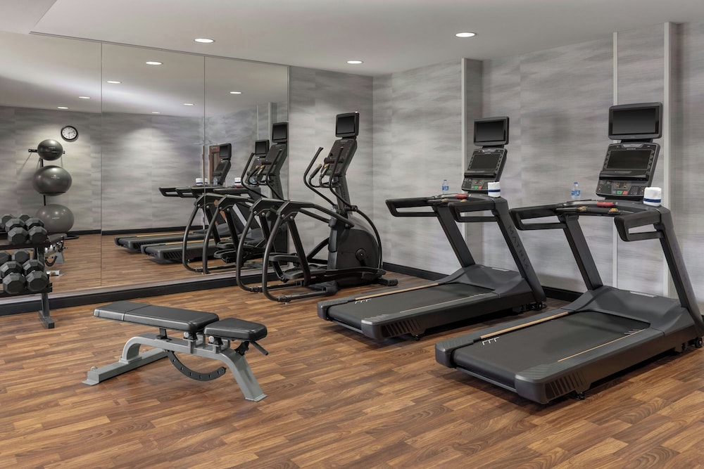 Fairfield Inn & Suites Saginaw 23/45