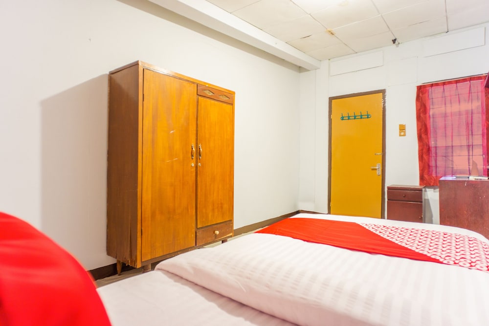 OYO 2180 Vina Vira Hotel 8/31
