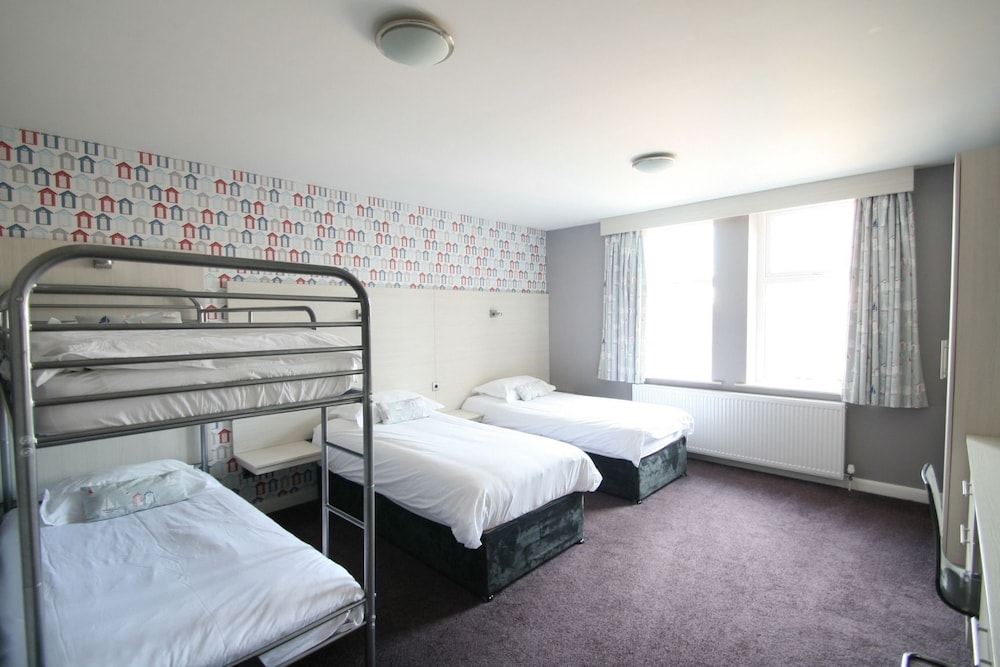 Dalmeny Resort Hotel 20/38