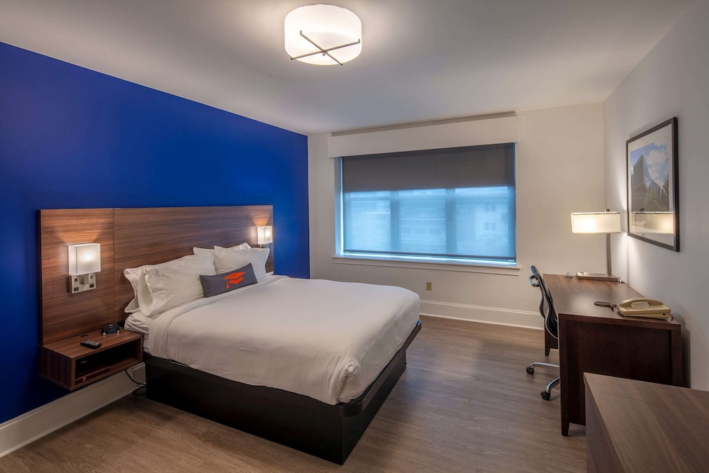 Collegian Hotel and Suites, Trademark Collection By Wyndham 20/59