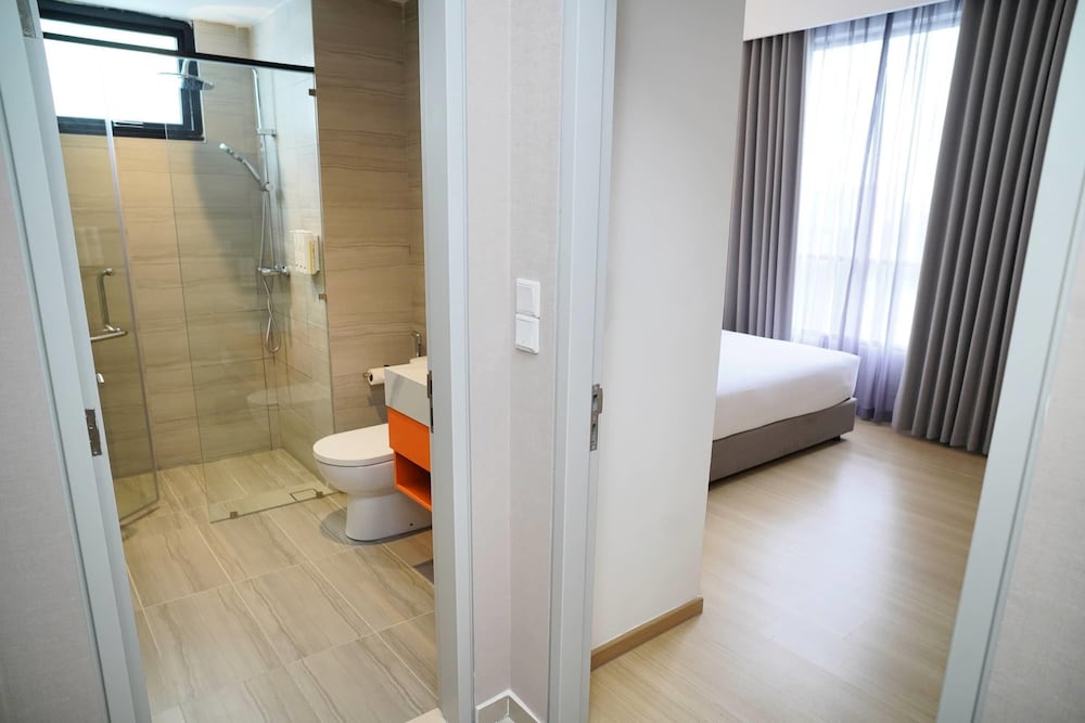 Wyndham Grand I-City 60/60