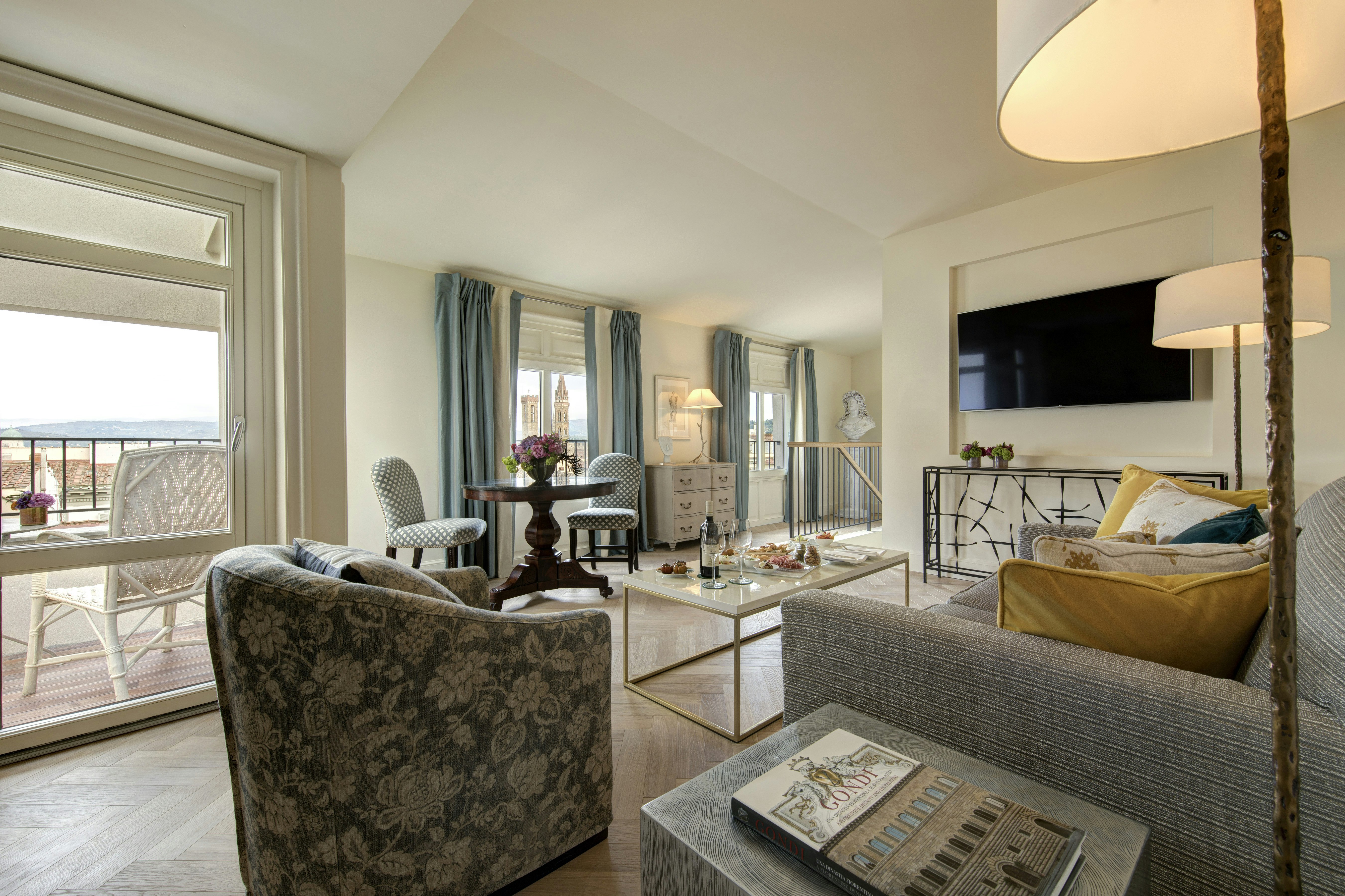 PANORAMIC, SUITE