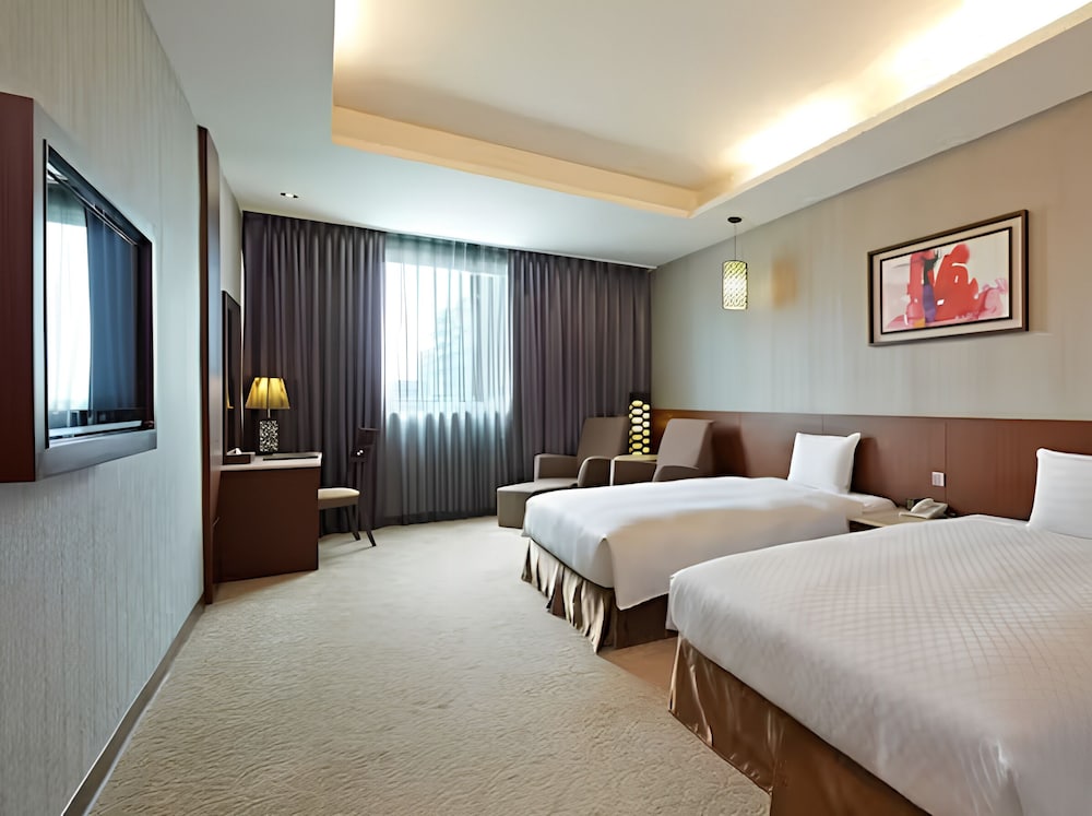 DELUXE, DOUBLE BED
