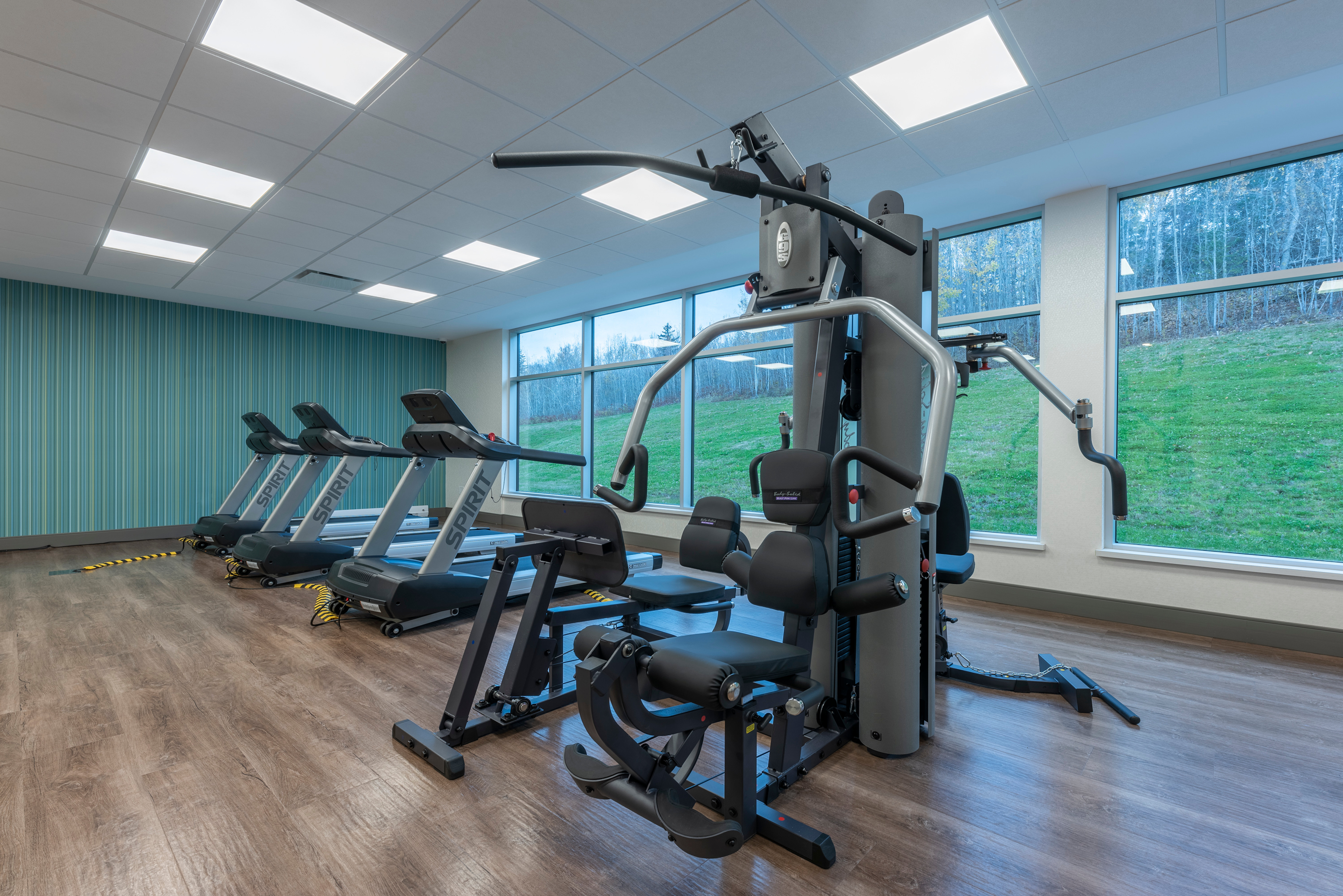 Holiday Inn Express Suites Moncton 38/63
