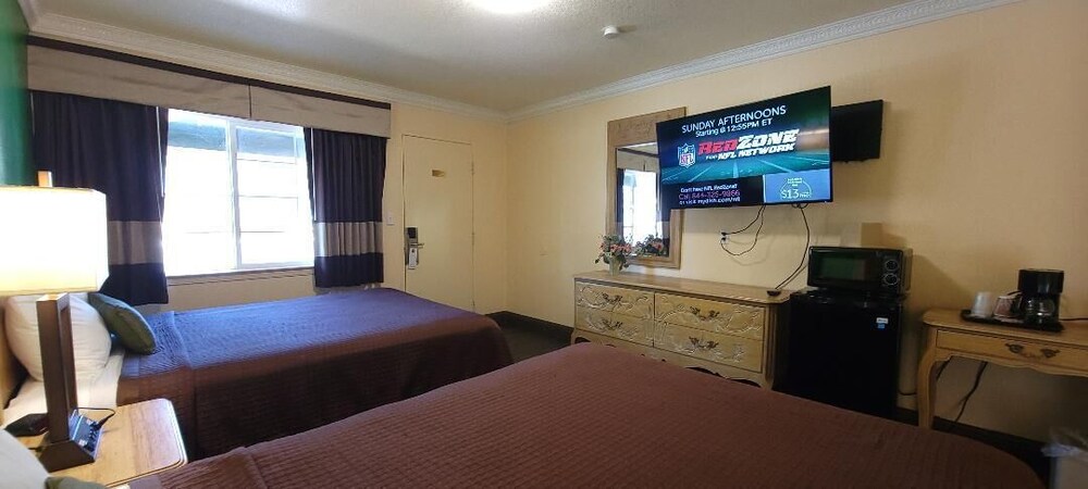 LAKEVIEW INN LUCERNE 23/66