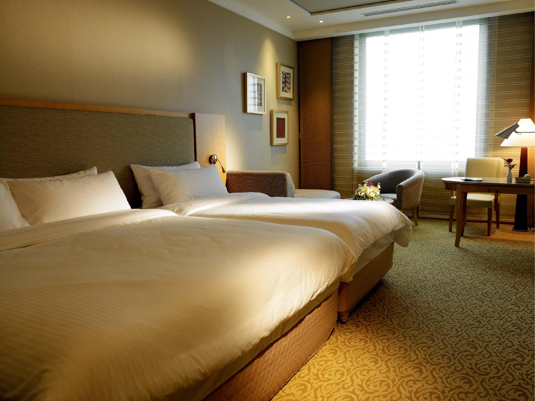 Hollywood, Twin Beds, King and Queen Bed، The Grand Hotel Daegu 2/3