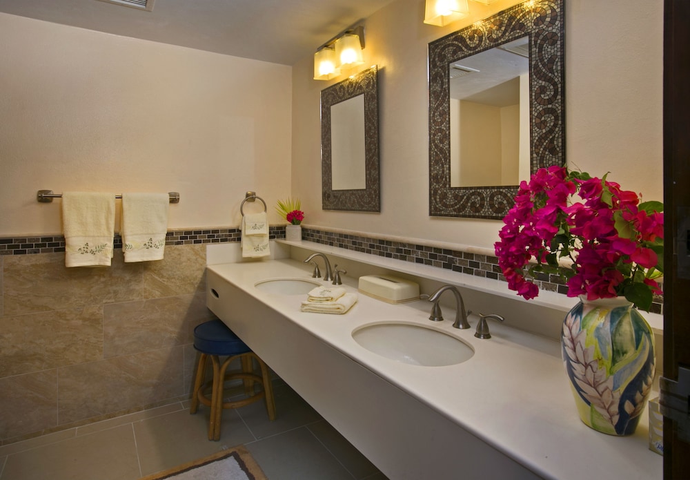 Sapphire Beach Resort 49/50