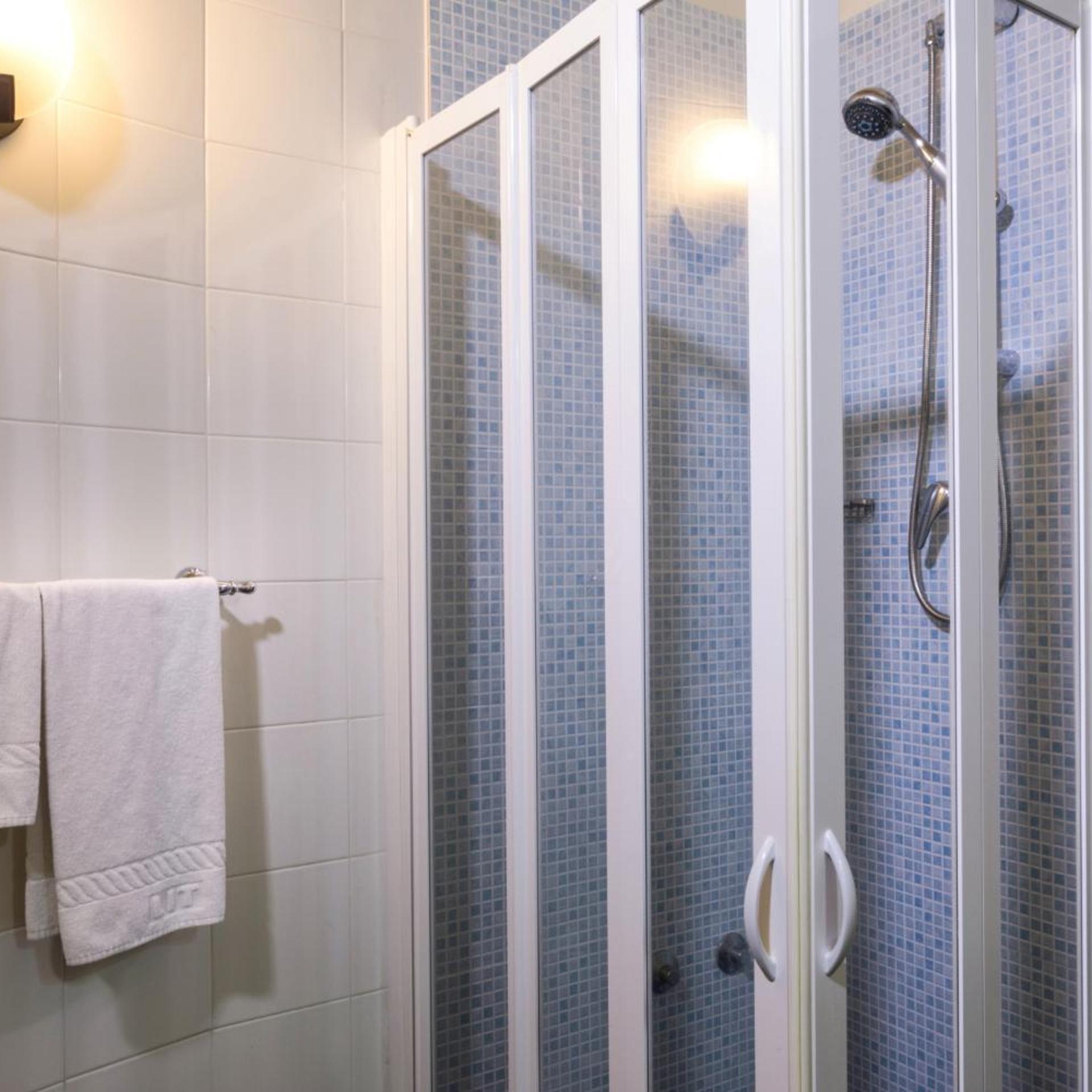 Room, French Bed، Hotel Sant Elia 7/8