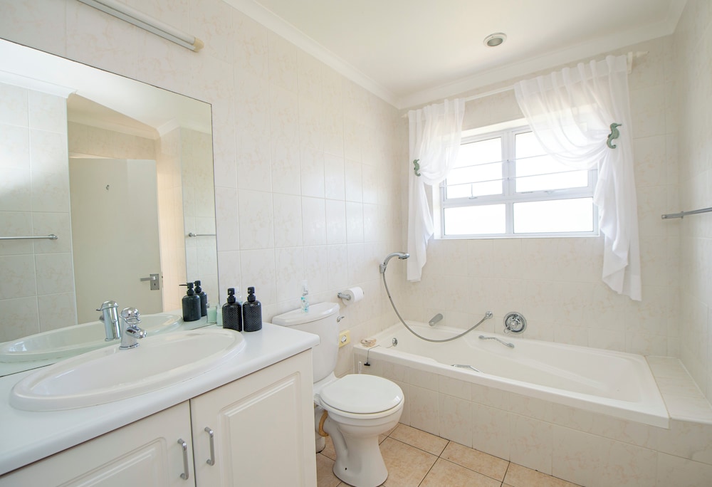 Thanda Vista - Bed And Breakfast 46/50