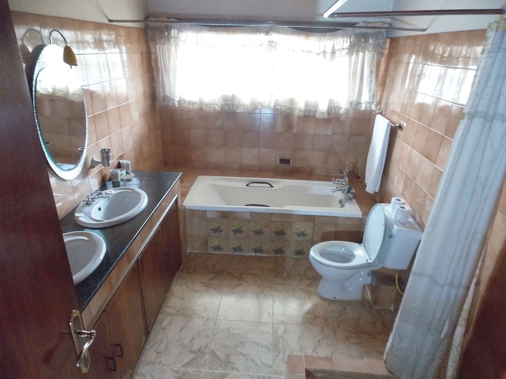 Hanan Guest House 38/39