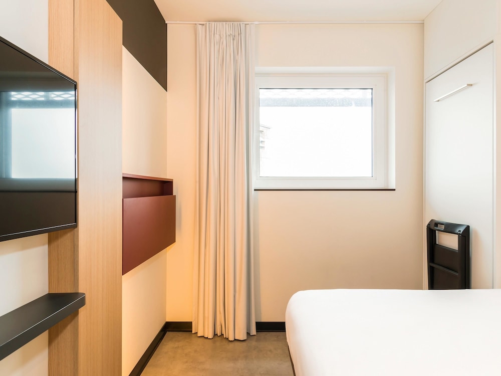 Ibis Budget Blankenberge 10/56