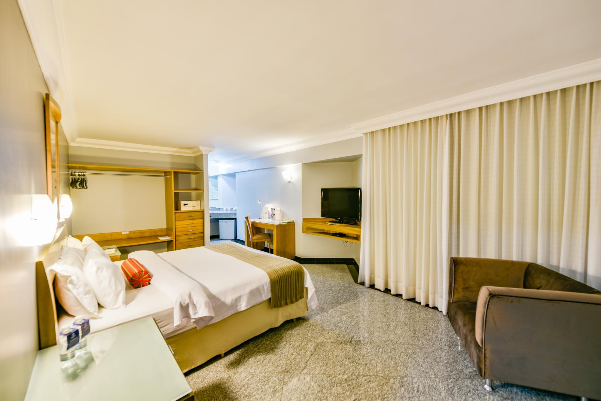 Super, Double Bed