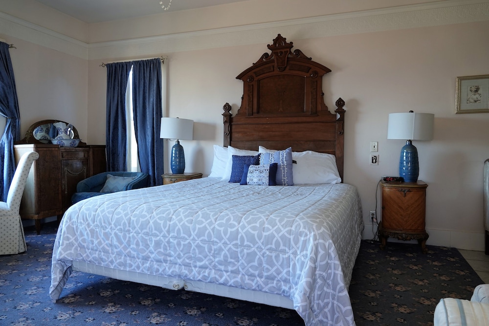 Union Hotel 15/50