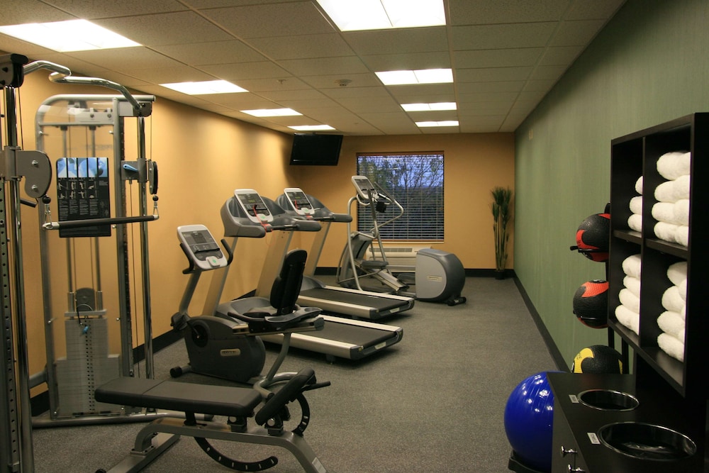 Hampton Inn Suites Austin Lakeway 35/69