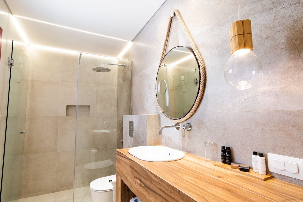 Aktaion Beach Boutique Hotel and Spa 78/79