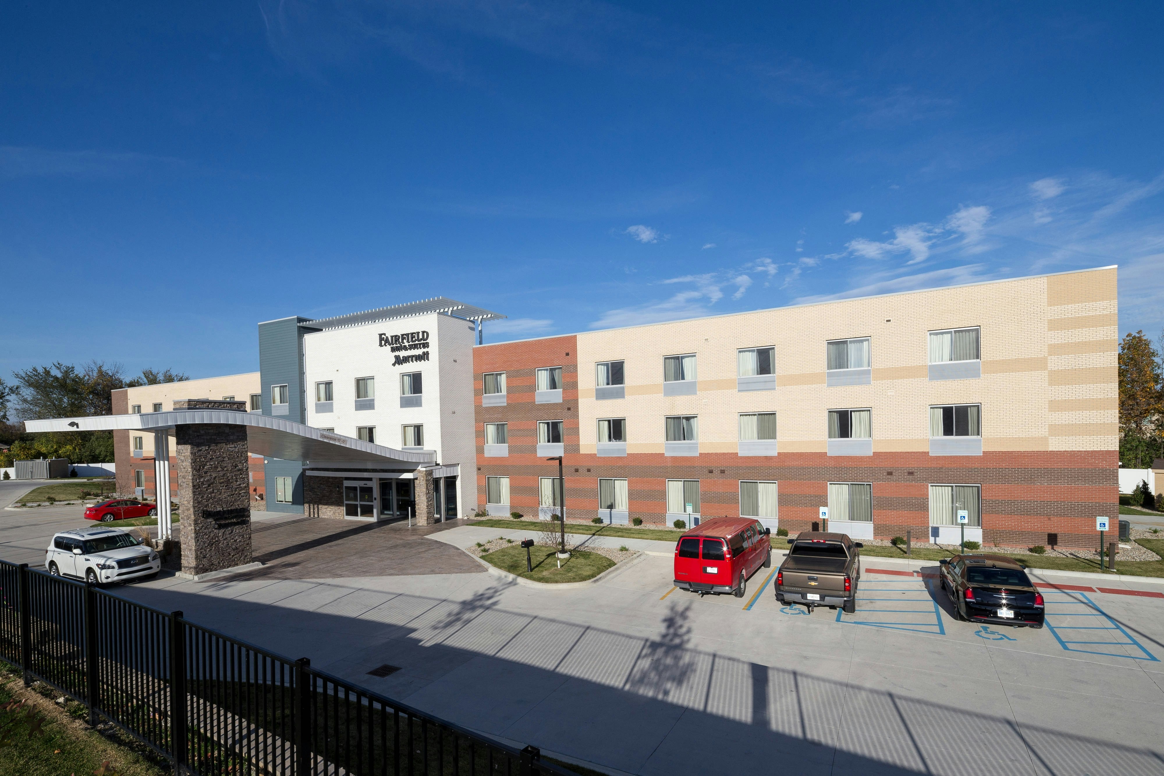 Fairfield Inn Suites By Marriott Detroit Chesterfield 7/8